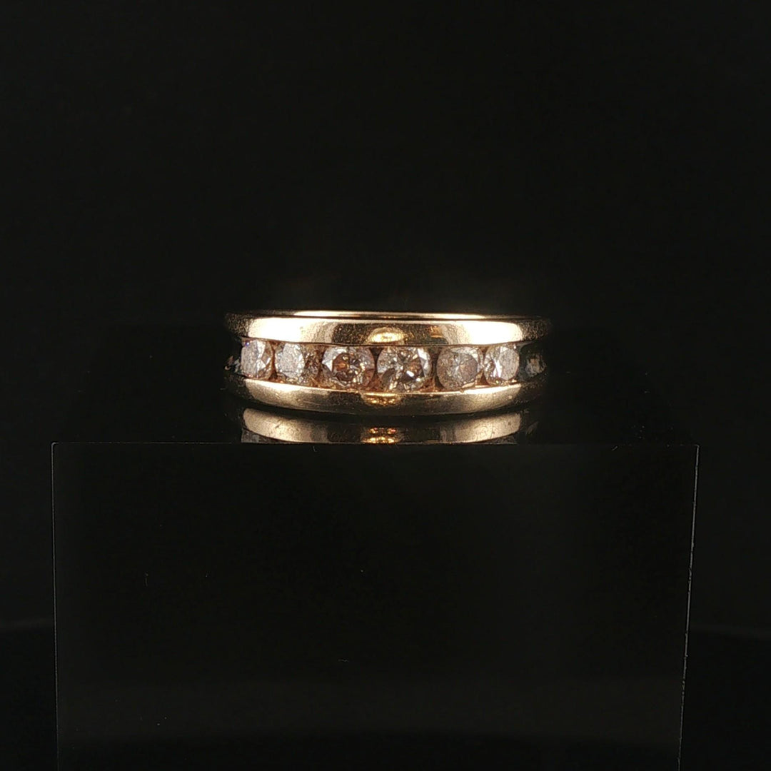 14k Yellow Gold and 1cttw Diamond Men's Band Ring Size 9.25