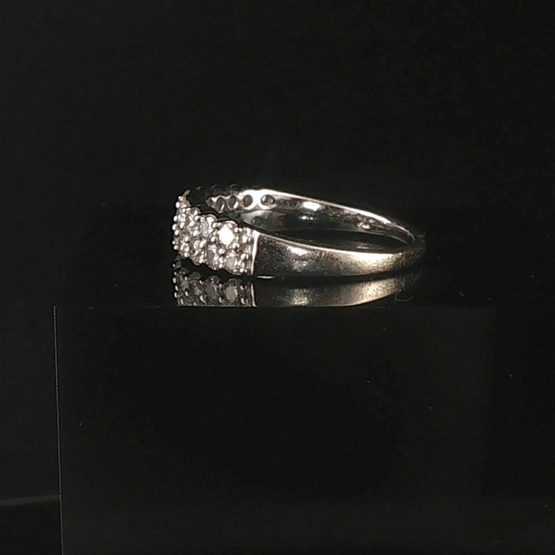 14k White Gold and 1cttw Diamond Half Eternity Two Row Band Ring Size 7