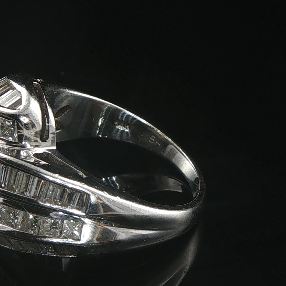 14k White Gold and 1.40cttw Princess and Baguette Diamond Ring Size 7