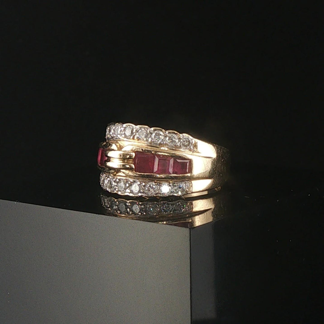 14k Yellow Gold Ruby and 0.40cttw Diamond Vintage Band Ring Size 4.25