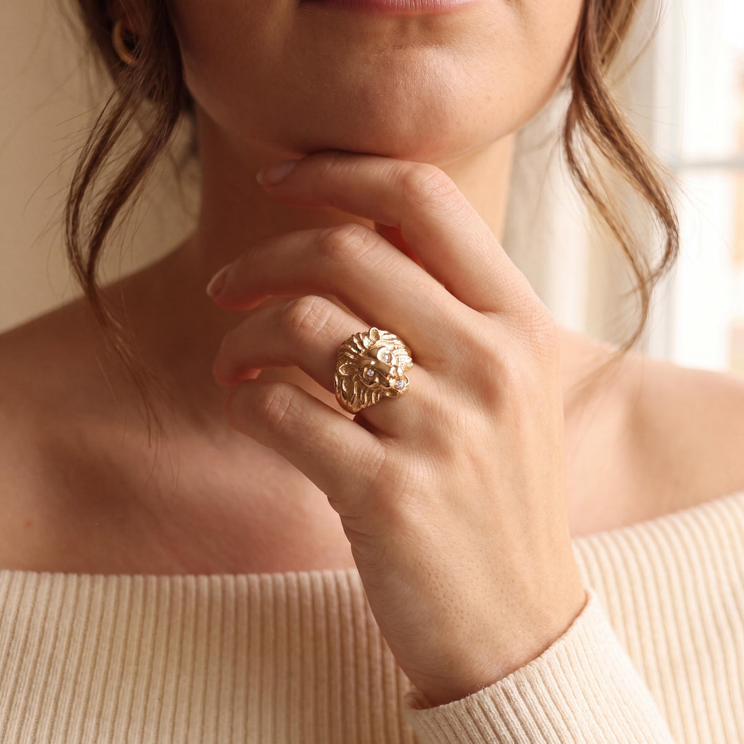 14k Yellow Gold and Diamond Lion's Head Ring Size 7