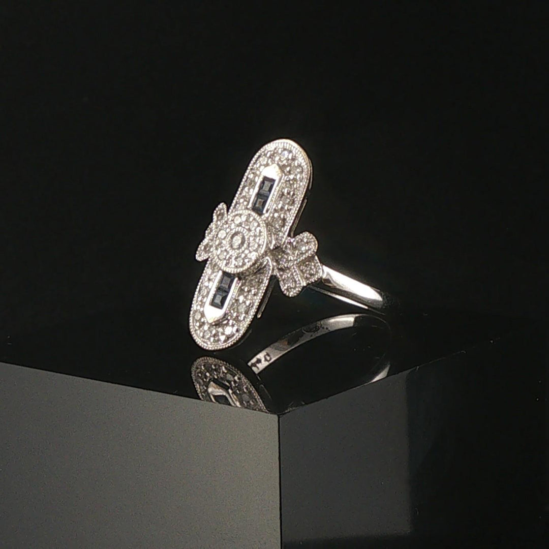 18k White Gold Sapphire and 0.25cttw Diamond Vintage Milgrain Ring Size 8