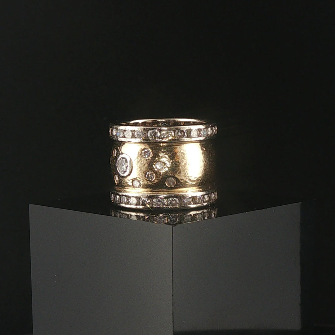 14k Yellow and White Gold 2cttw Diamond Wide Vintage Band Ring Size 7