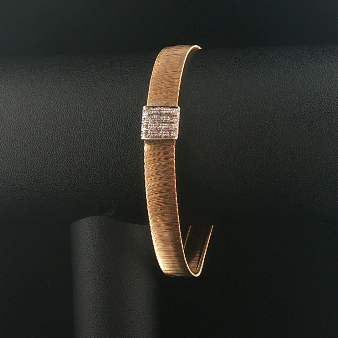14k Yellow Gold and 0.15cttw Diamond Silky Wire Mesh Bracelet Italy 7.5"