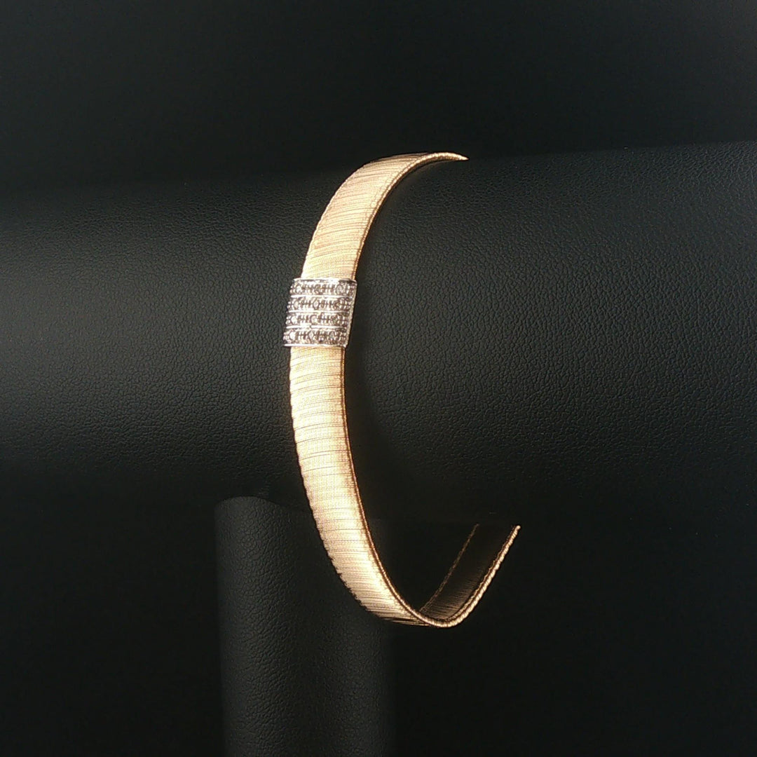 14k Yellow Gold and 0.15cttw Diamond Silky Wire Mesh Bracelet Italy 7.5"