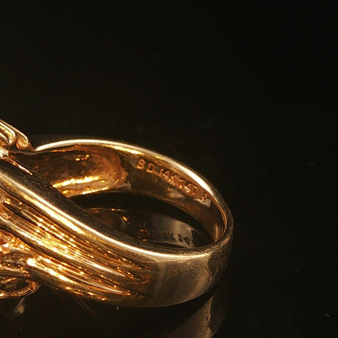 14k Yellow Gold and 1cttw Round and Baguette Diamond Ladies Ring Size 6