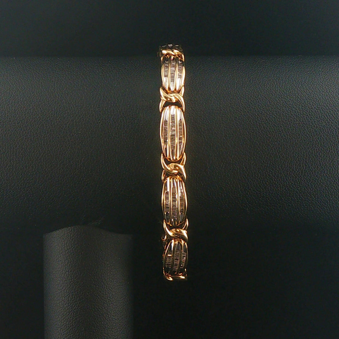 10k Yellow Gold and 1cttw Baguette Diamond 16.3g Fancy Link Bracelet 7.25"