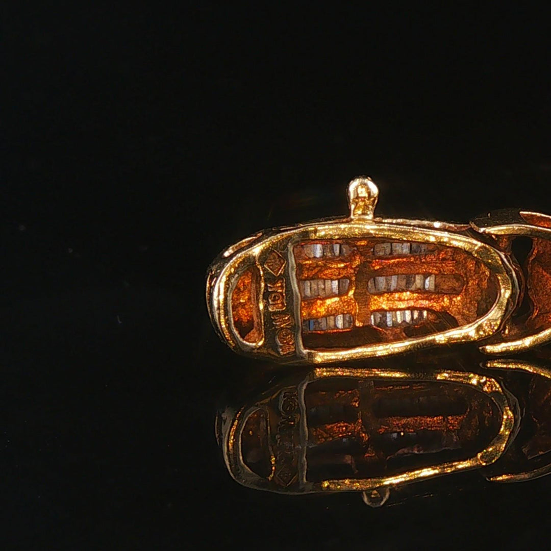 10k Yellow Gold and 1cttw Baguette Diamond 16.3g Fancy Link Bracelet 7.25"