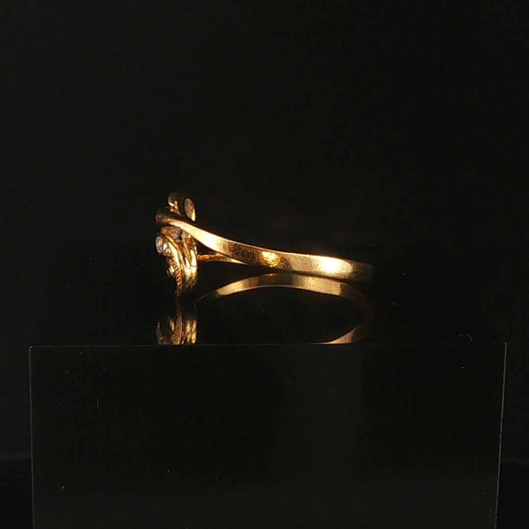 18k Yellow Gold and 0.10cttw Diamond Vintage Fancy Ring Size 6