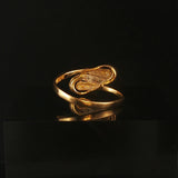 18k Yellow Gold and 0.10cttw Diamond Vintage Fancy Ring Size 6
