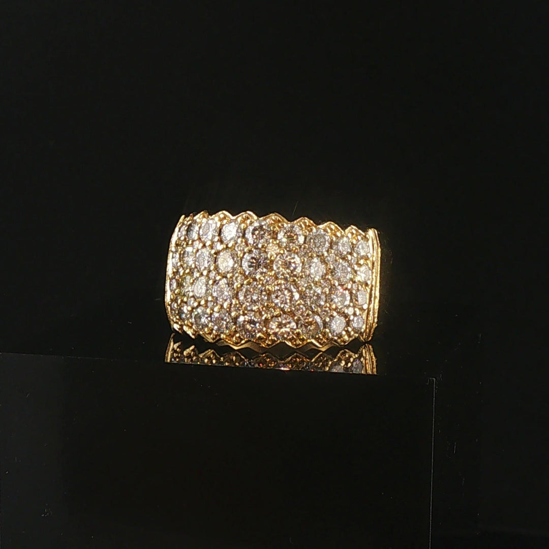 18k Yellow Gold and 2cttw Diamond Heavy Cluster Ring Size 7