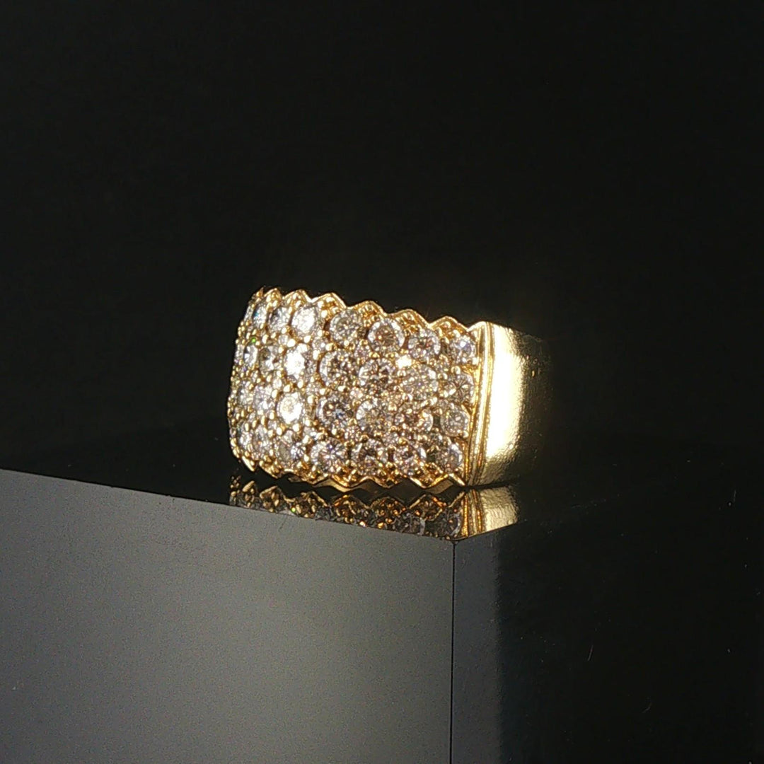 18k Yellow Gold and 2cttw Diamond Heavy Cluster Ring Size 7