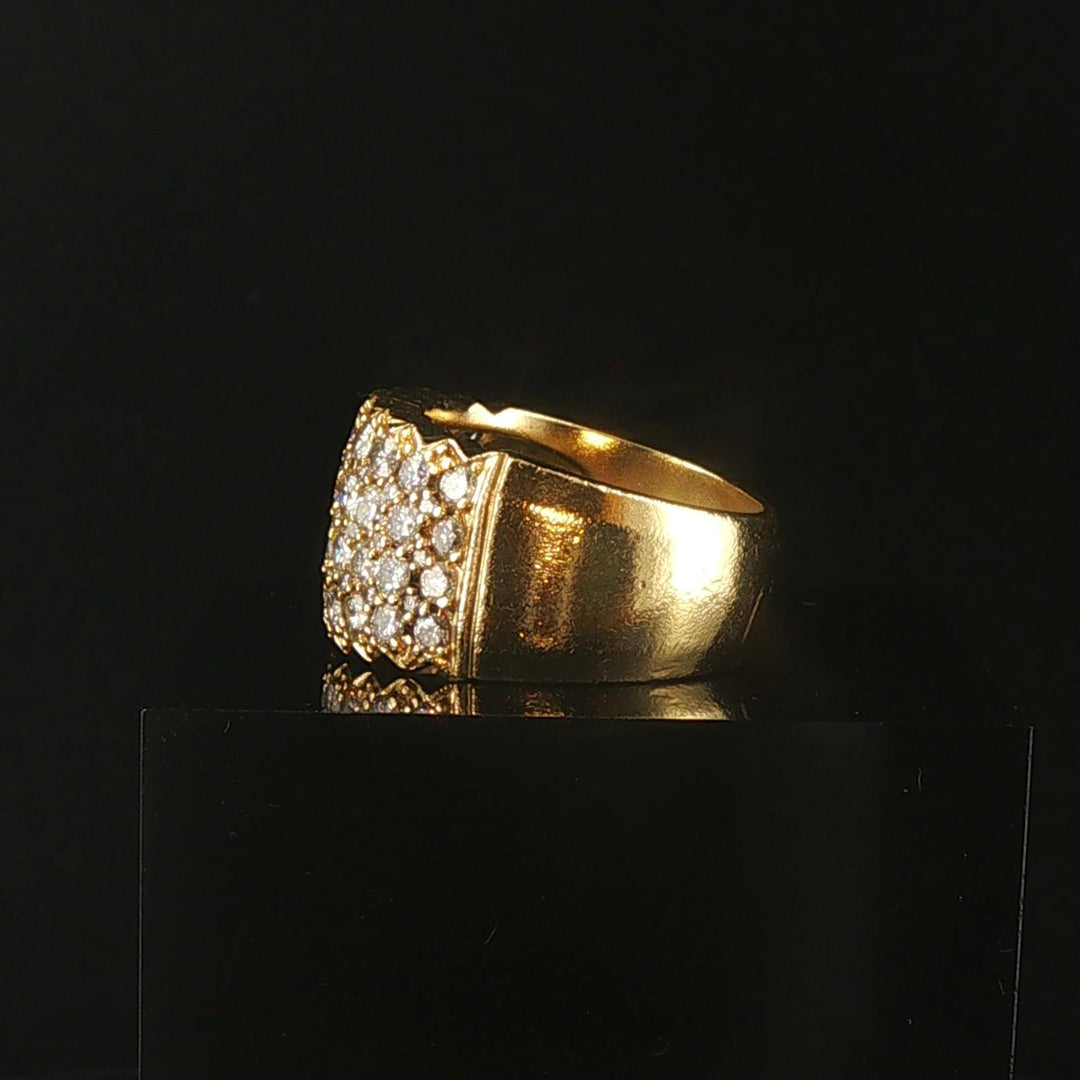18k Yellow Gold and 2cttw Diamond Heavy Cluster Ring Size 7