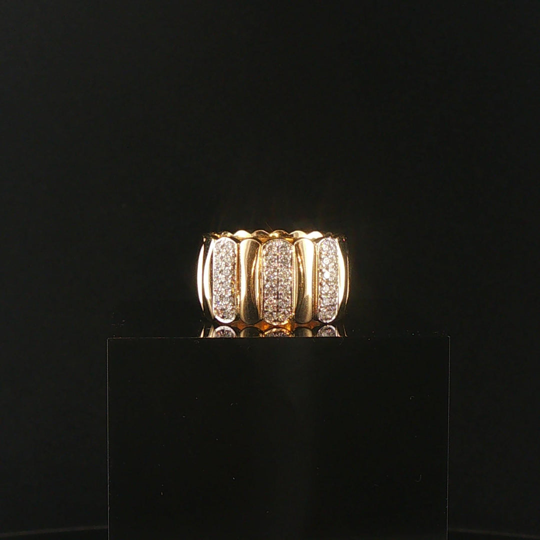 14k Yellow Gold and 0.25cttw Diamond Ladies Solid Heavy Band Ring Size 5.75
