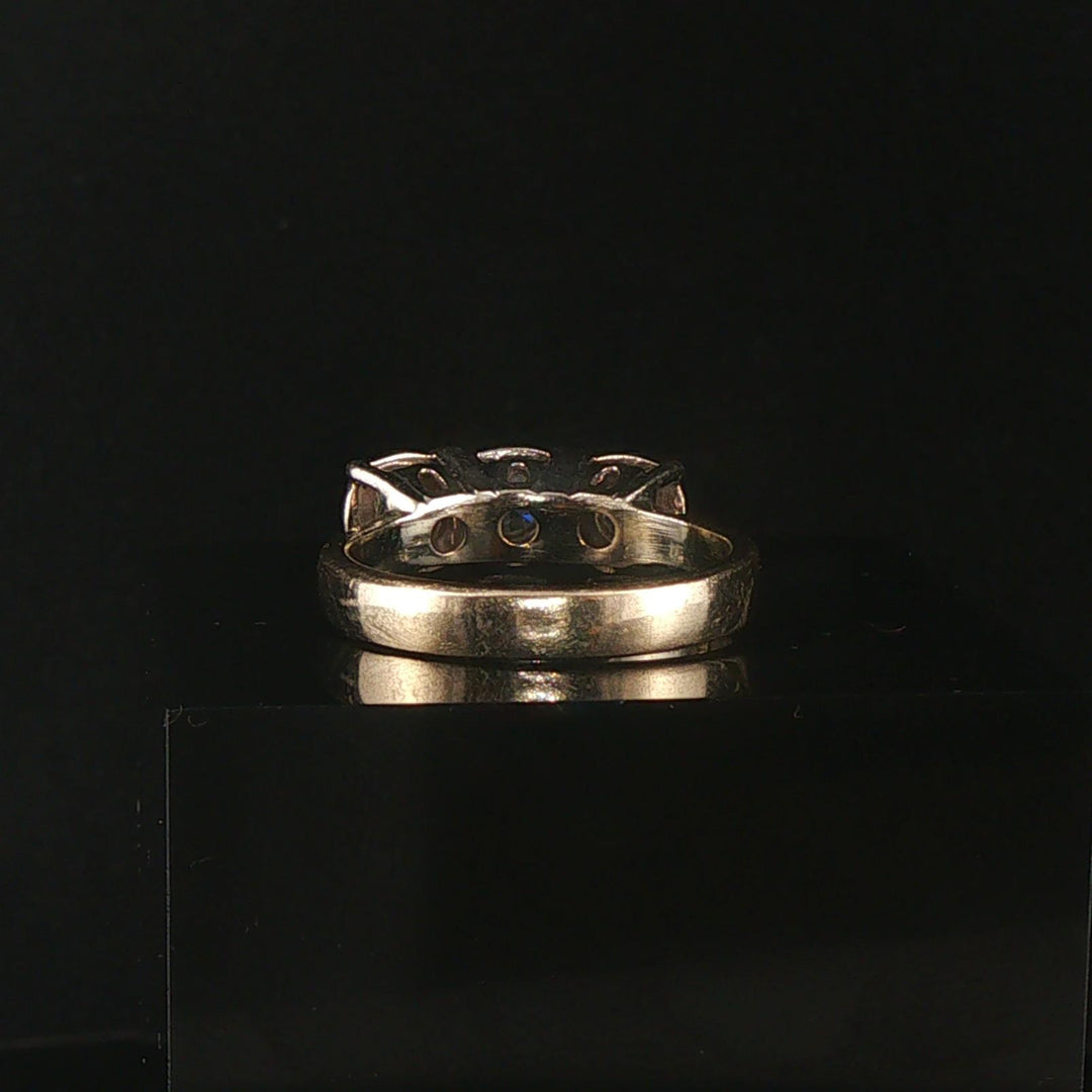 14k White Gold and 1cttw Three Diamond Vintage Ring Size 8