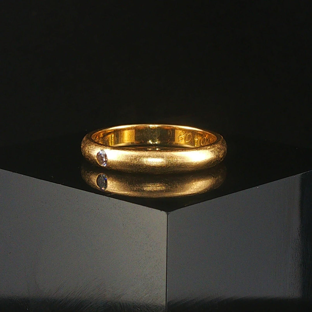 18k Yellow Gold and 0.05ct Flush Set Diamond Solid Band Ring Size 7