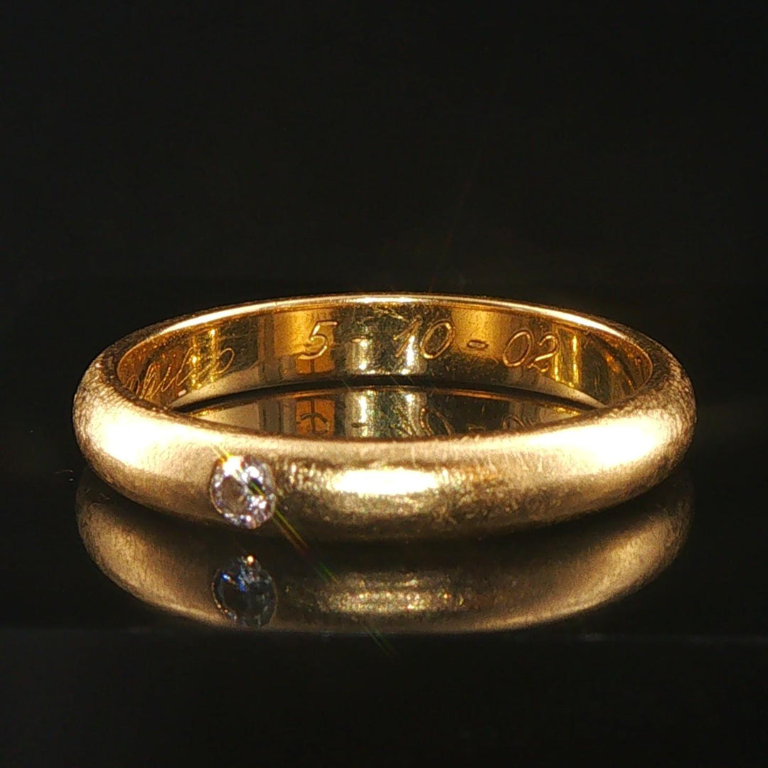 18k Yellow Gold and 0.05ct Flush Set Diamond Solid Band Ring Size 7