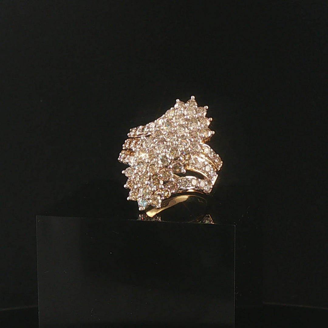 10k Yellow Gold and 2.50cttw Diamond Vintage Ladies Cluster Ring Size 8