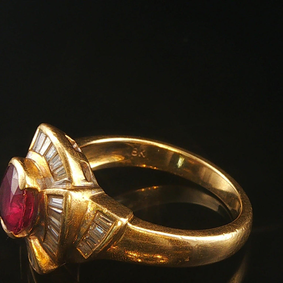 18k Yellow Gold Ruby and 0.50cttw Baguette Diamonds Vintage Ring Size 8