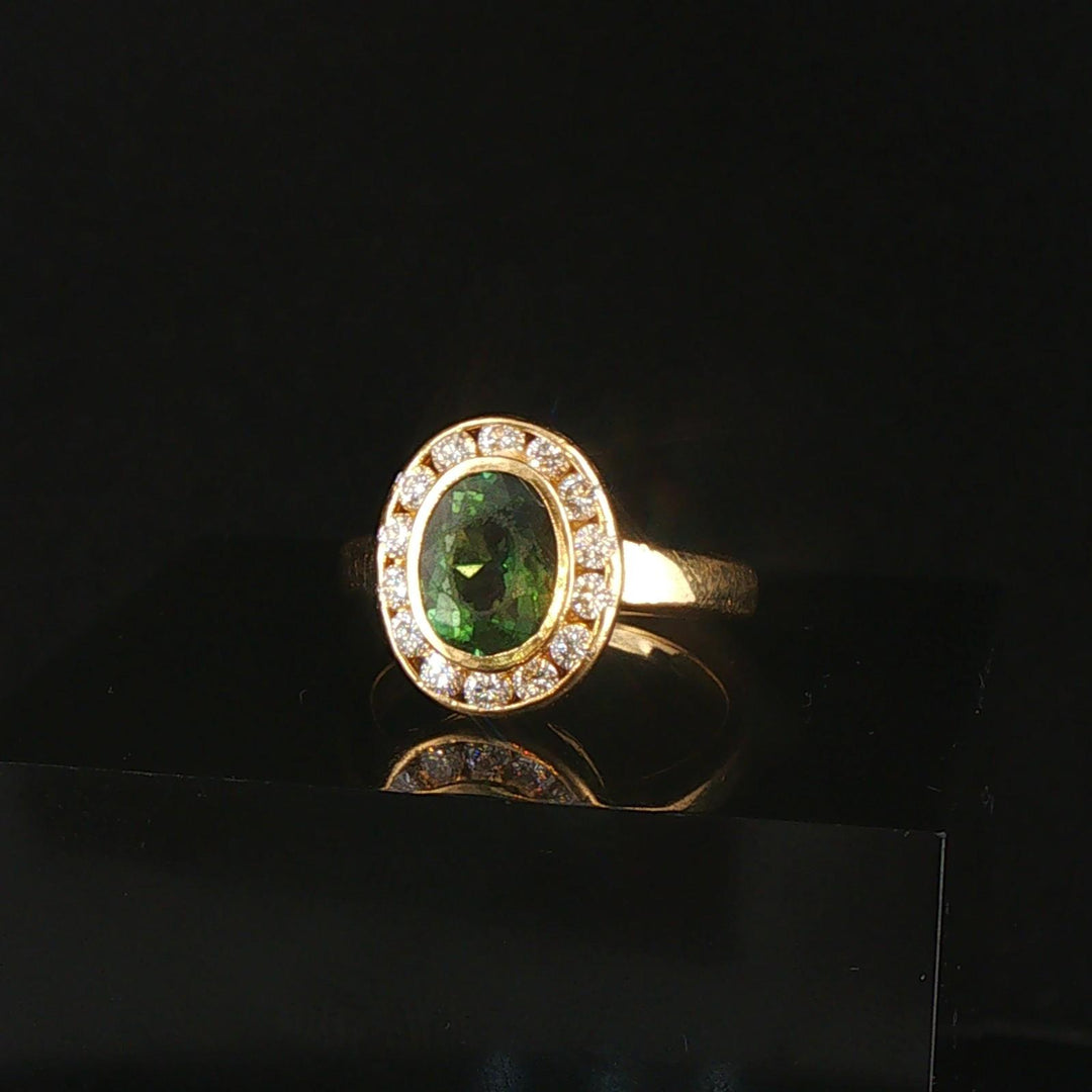 18k Yellow Gold Green Tourmaline and Diamond Halo Ring Size 4.5