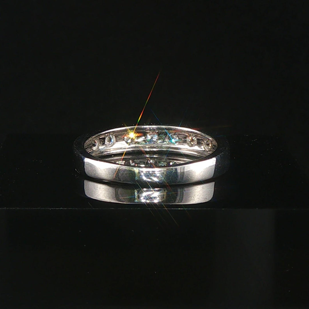 18k White Gold and 0.25cttw Diamond Half Eternity Band Ring Size 7