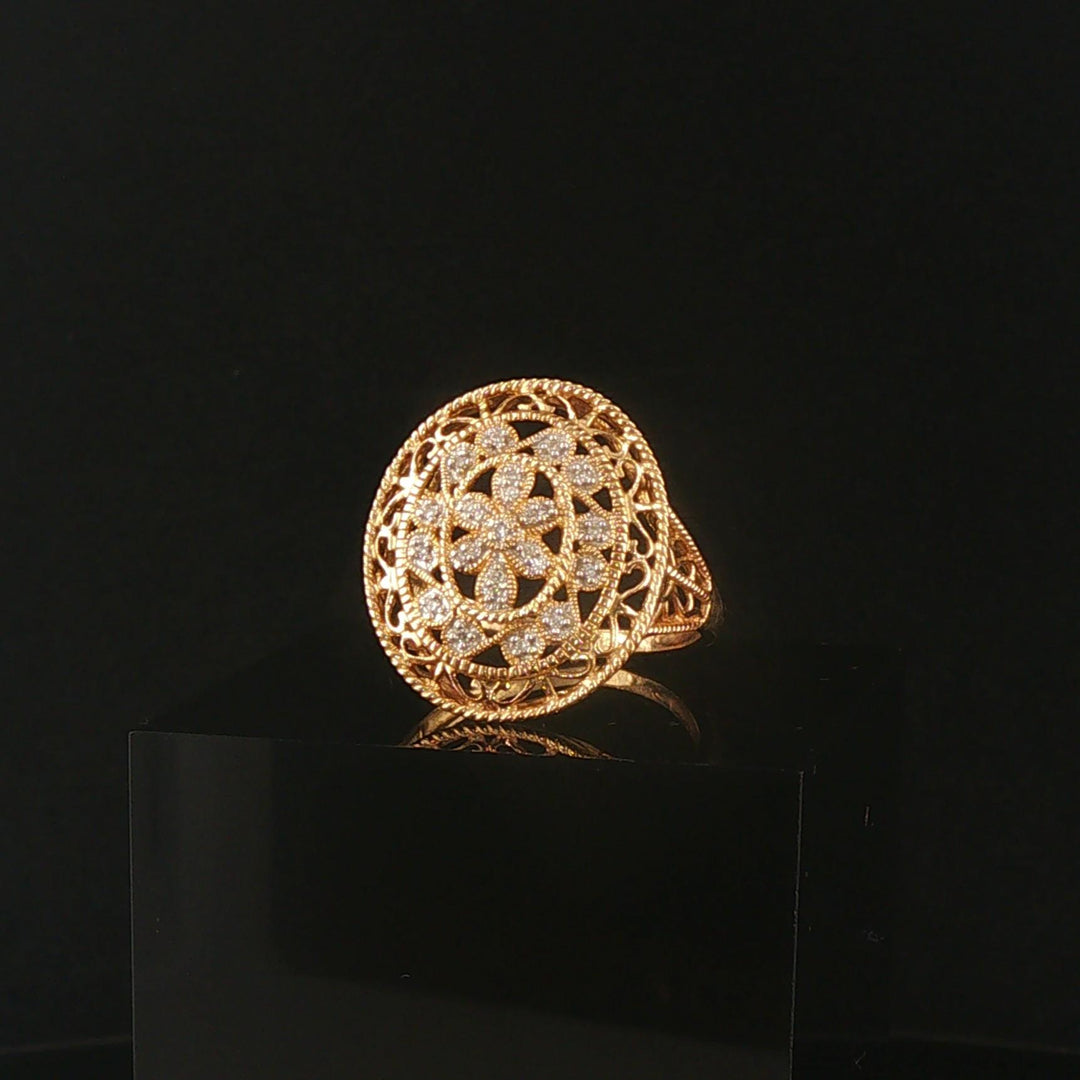 14k Yellow Gold and Diamond Vintage Filigree Oval Ladies Ring Size 8.75