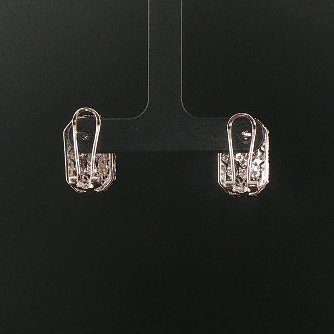 14k White Gold and 0.25cttw Diamond Vintage Filigree Stud Earrings