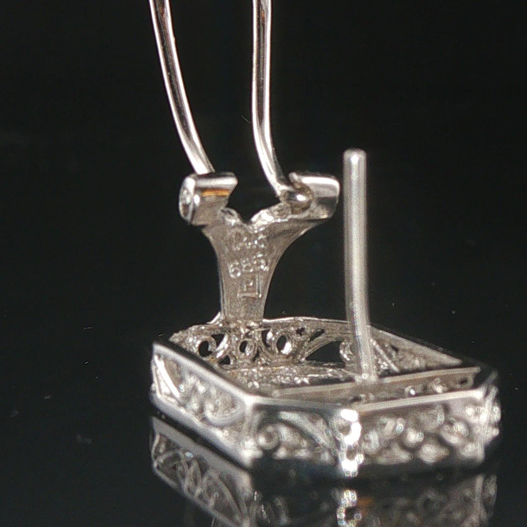 14k White Gold and 0.25cttw Diamond Vintage Filigree Stud Earrings
