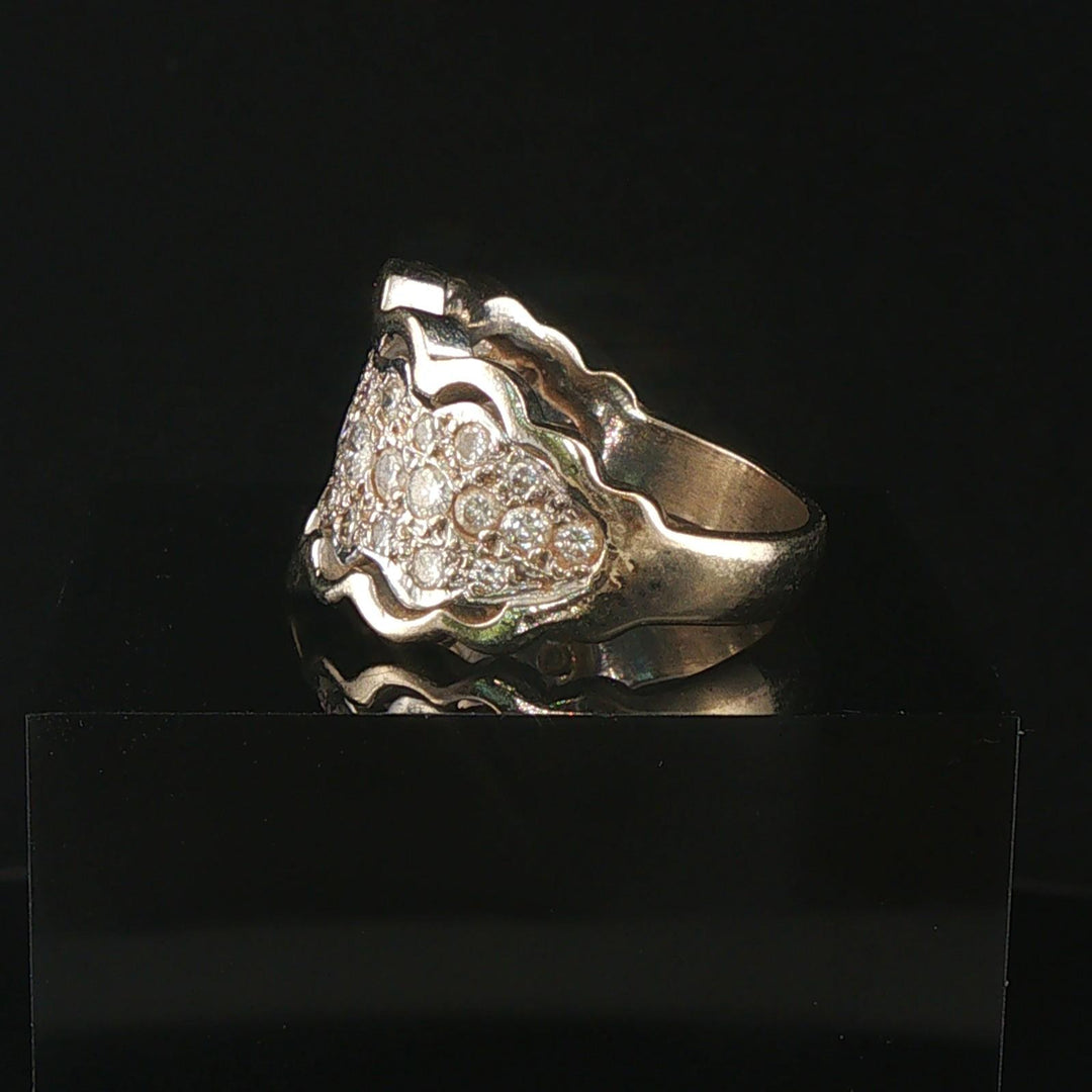 14k White Gold and 1cttw Diamond Vintage Ladies Band Ring Size 8
