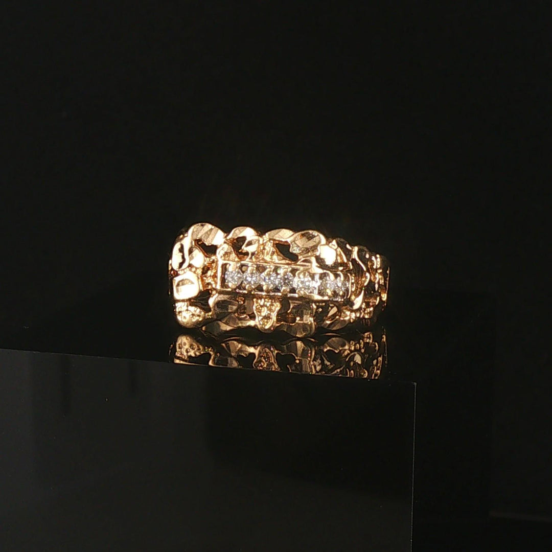 10k Yellow Gold and Diamond Vintage Nugget Ring Size 8.5