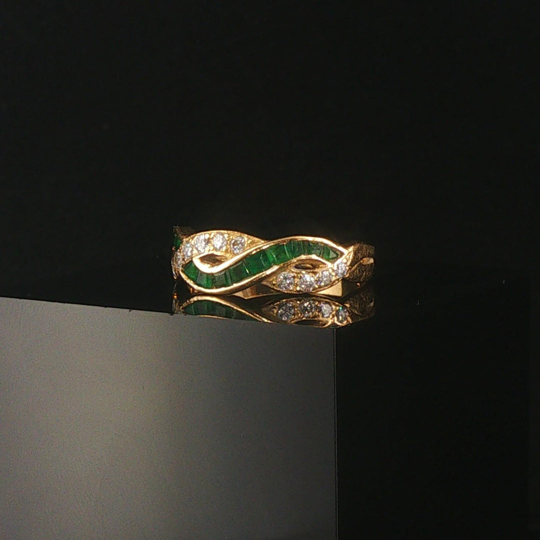 18k Yellow Gold Emerald and 0.32cttw Diamond Braided Band Ring Size 7