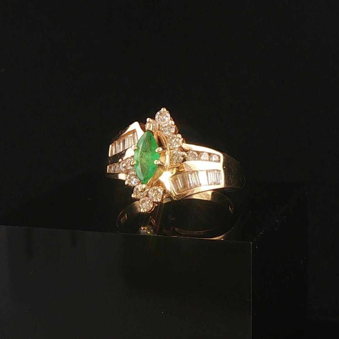 14k Yellow Gold Emerald and 0.75cttw Diamond Ladies Ring Size 8.5