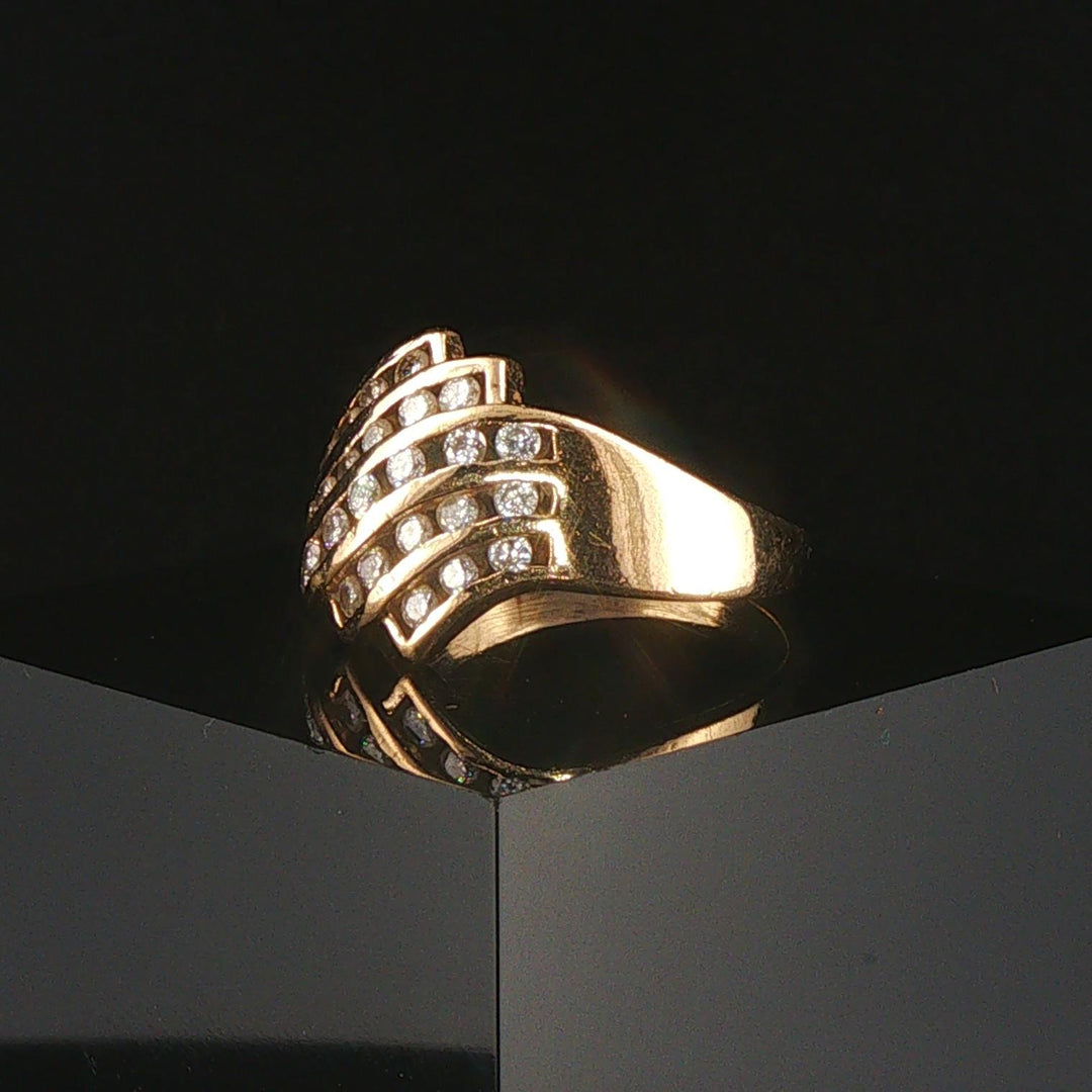 14k Yellow Gold and 1cttw Diamond Vintage Ladies Fancy Band Ring Size 8.5