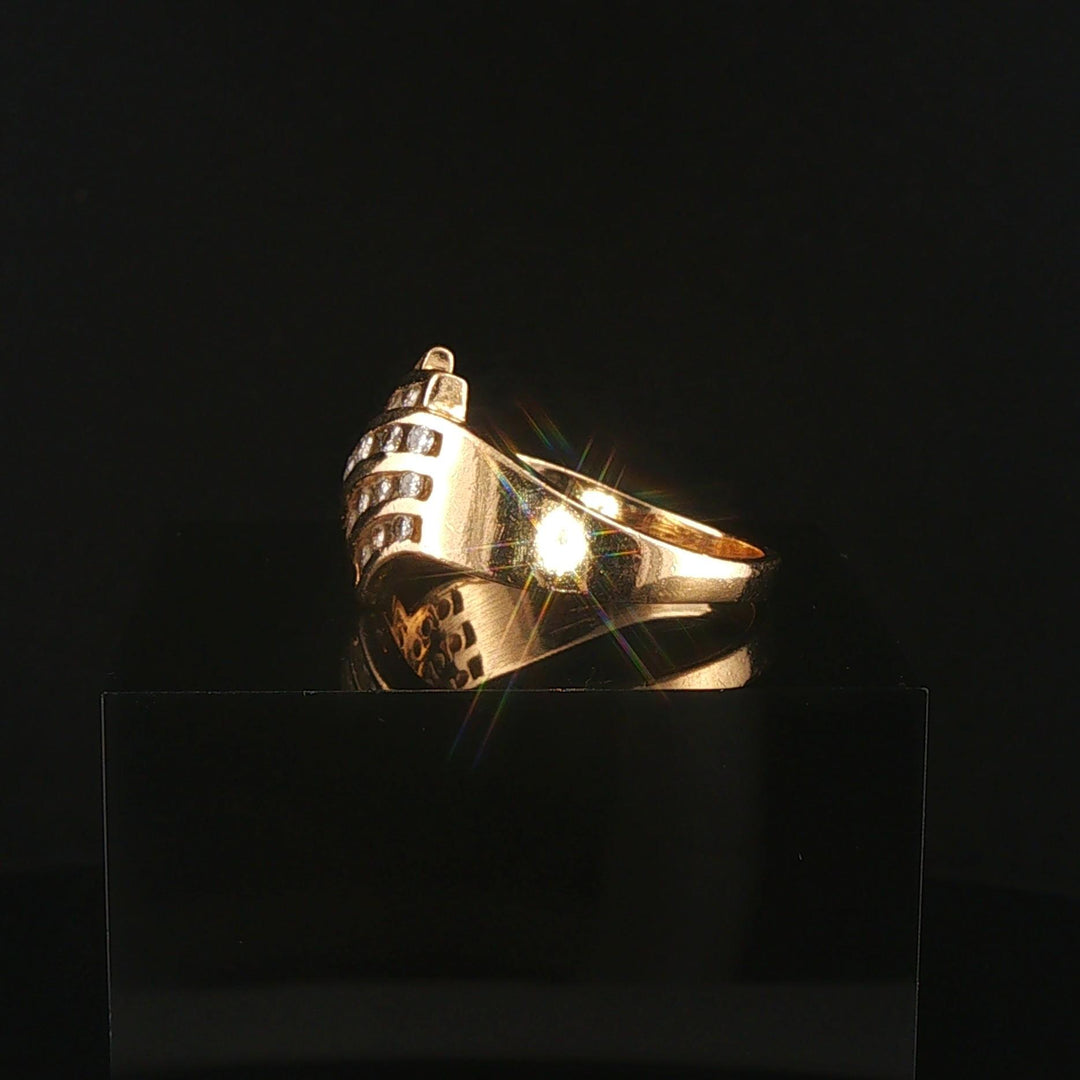 14k Yellow Gold and 1cttw Diamond Vintage Ladies Fancy Band Ring Size 8.5