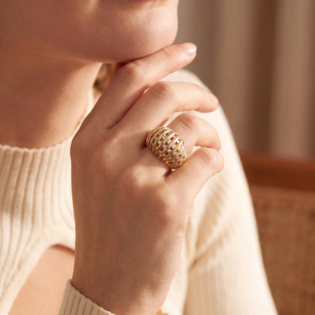 14k Yellow Gold and 0.75cttw Diamond Vintage Domed Bombe Ring Size 6