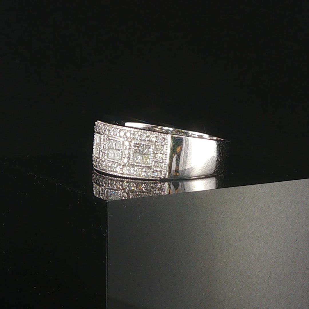 14k White Gold and 1cttw Pave Diamond Ladies Band Ring Size 9
