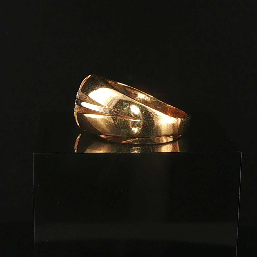 14k Yellow Gold and 0.30ct Diamond Vintage Ring Size 8