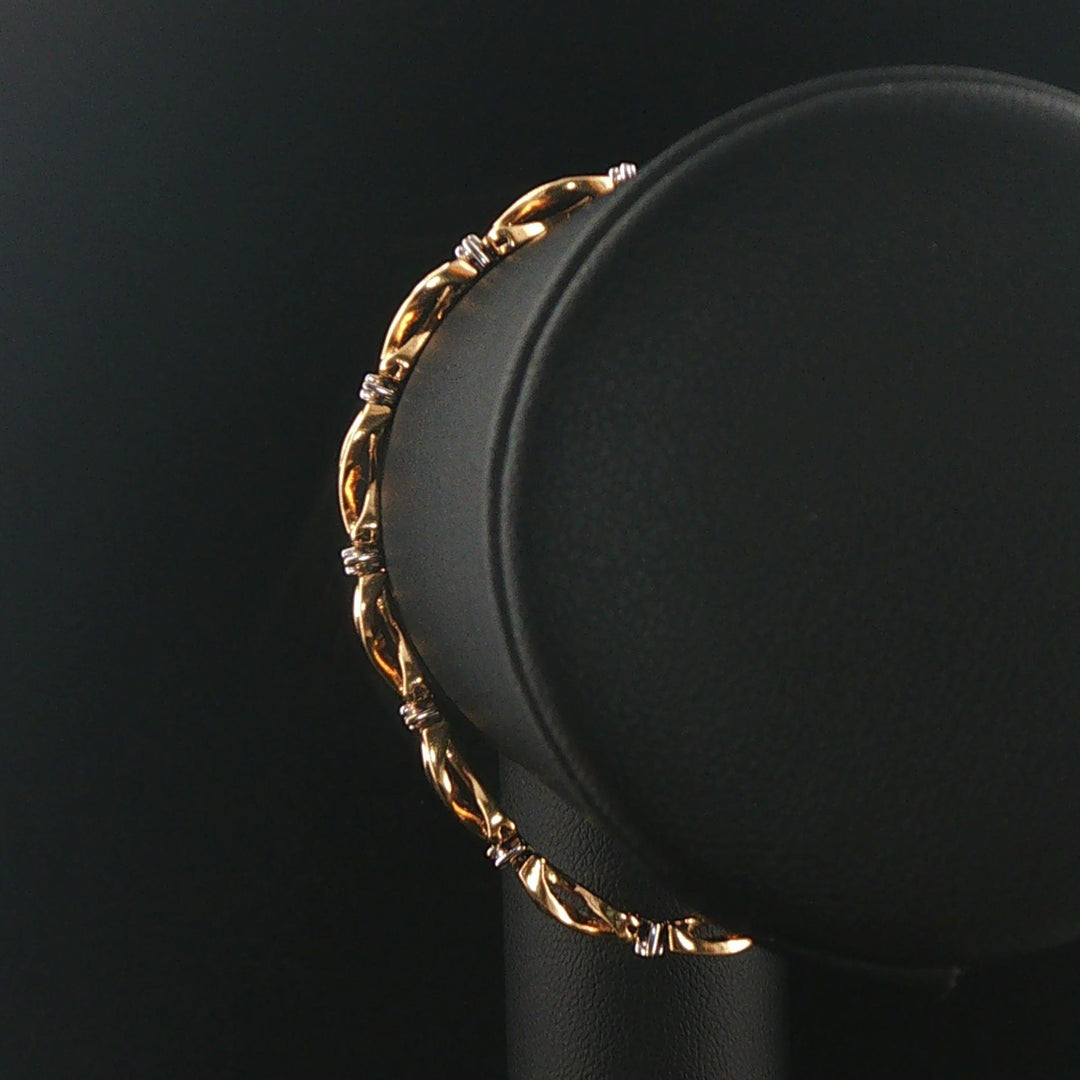 14k Yellow Gold and 1.50cttw Round and Baguette Diamond Vintage Link Bracelet 7"