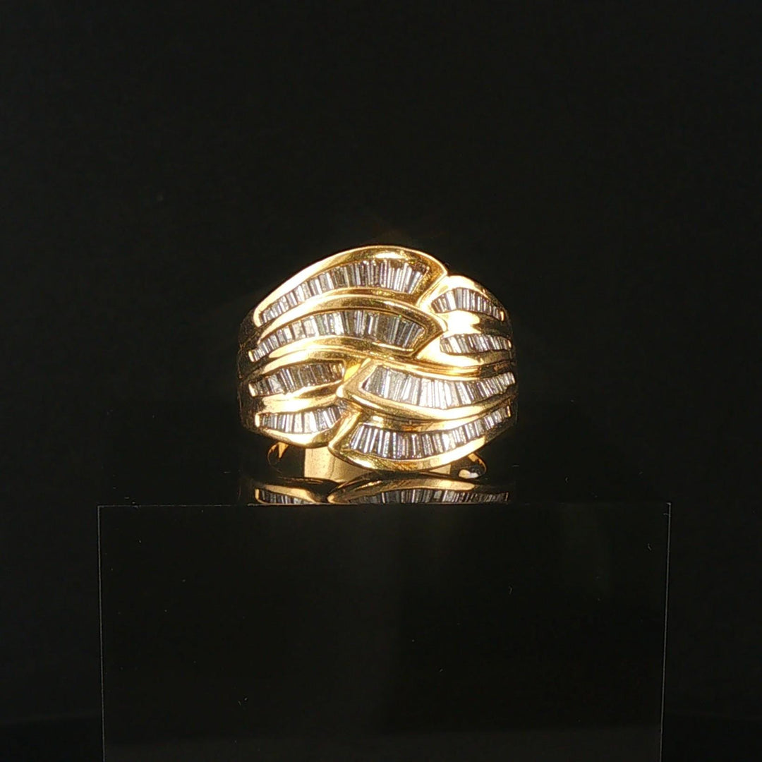 18k Yellow Gold and 2cttw Baguette Diamond Solid Ladies Ring Size 6.75