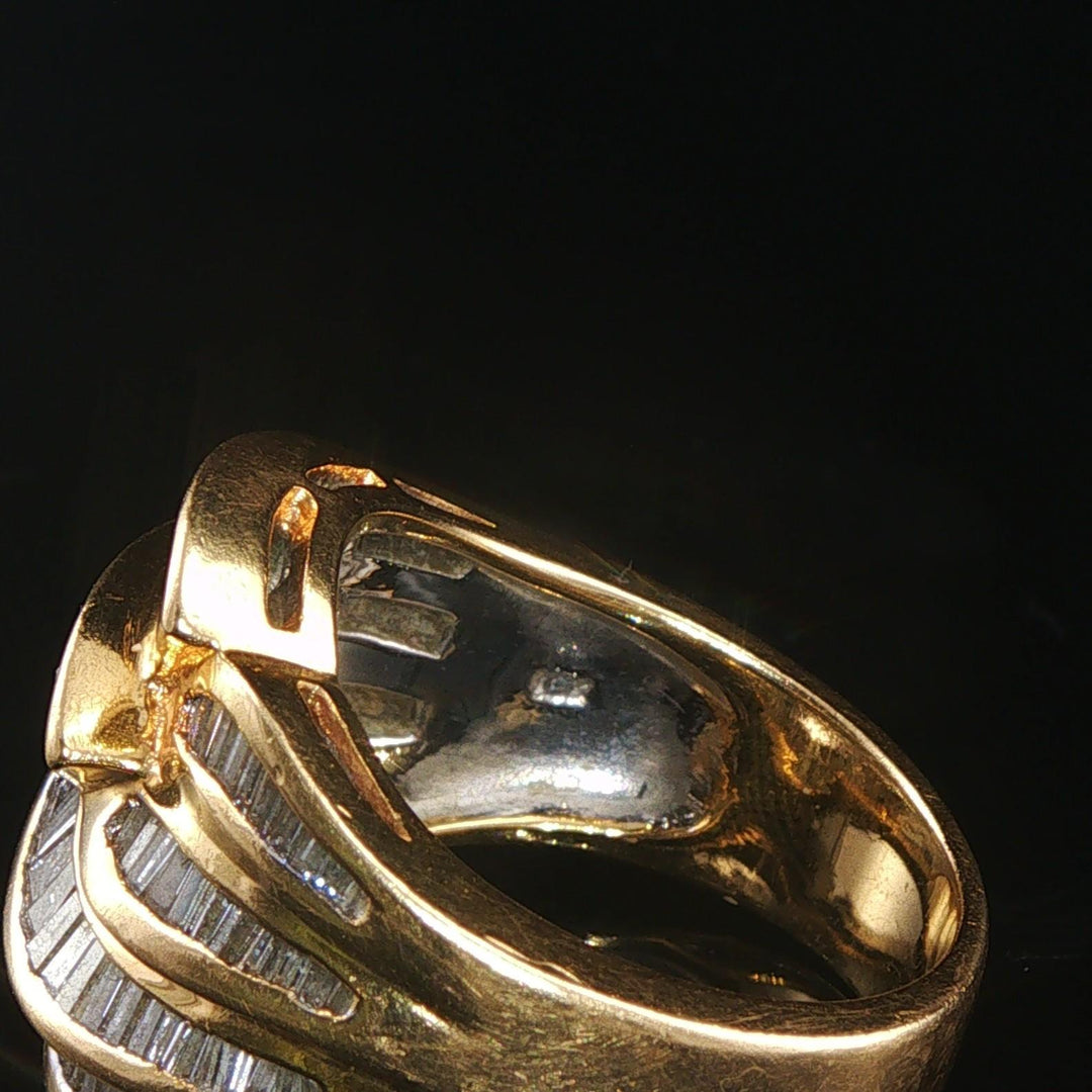 18k Yellow Gold and 2cttw Baguette Diamond Solid Ladies Ring Size 6.75
