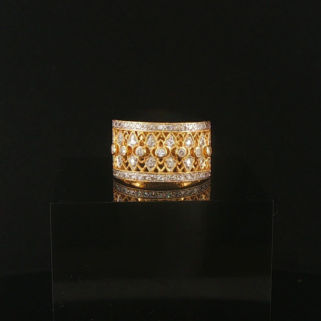 18k Yellow and White Gold 0.50cttw Diamond Vintage Ladies Band Ring Size 6.5
