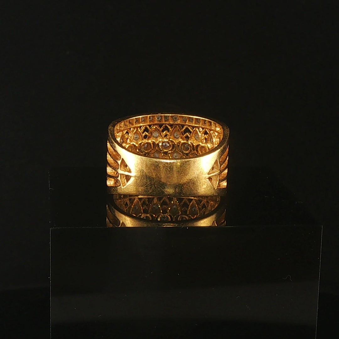 18k Yellow and White Gold 0.50cttw Diamond Vintage Ladies Band Ring Size 6.5