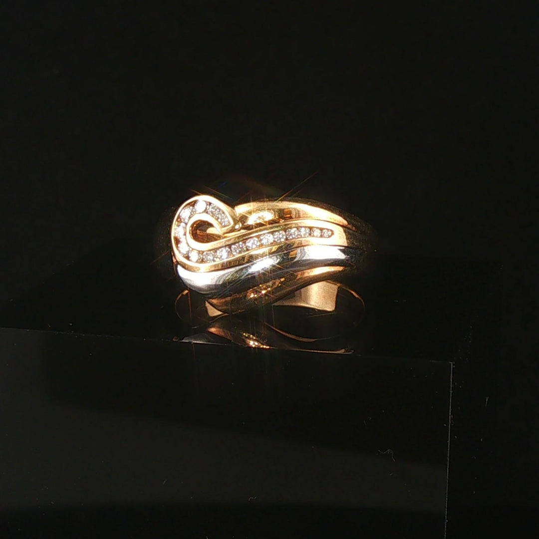18k Yellow and White Gold 0.20cttw Diamond Swirl Ring Size 7