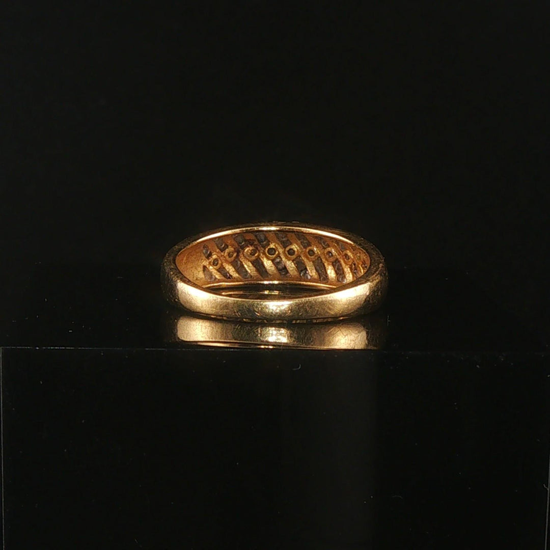 18k Yellow Gold and 0.50cttw Diamond Vintage Ladies Band Ring Size 5