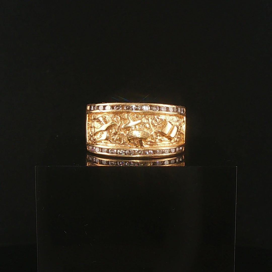 14k Yellow Gold and 0.30cttw Diamond Vintage Band Ring Size 9.25