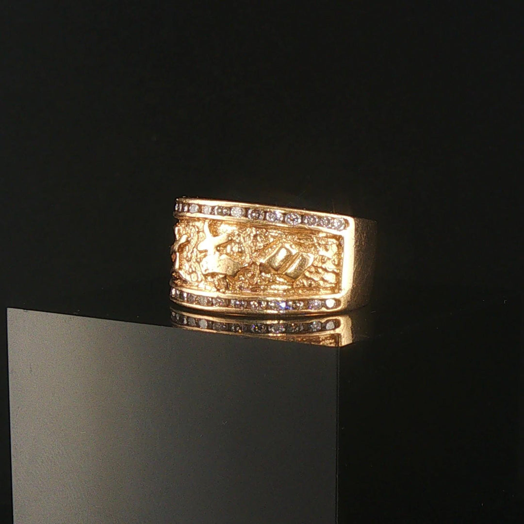 14k Yellow Gold and 0.30cttw Diamond Vintage Band Ring Size 9.25