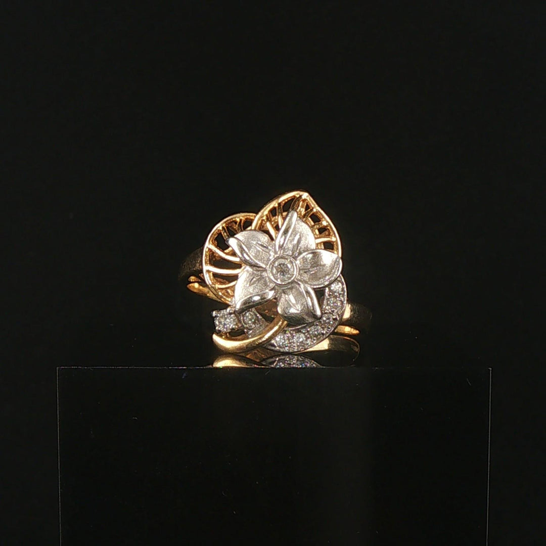 14k Yellow and White Gold 0.05cttw Diamond Fancy Floral Ring Size 9