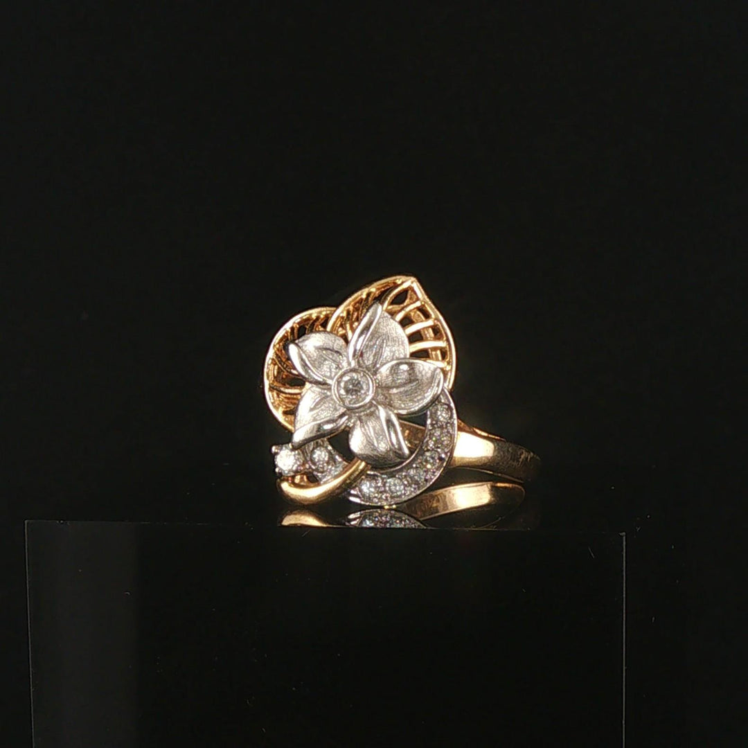 14k Yellow and White Gold 0.05cttw Diamond Fancy Floral Ring Size 9