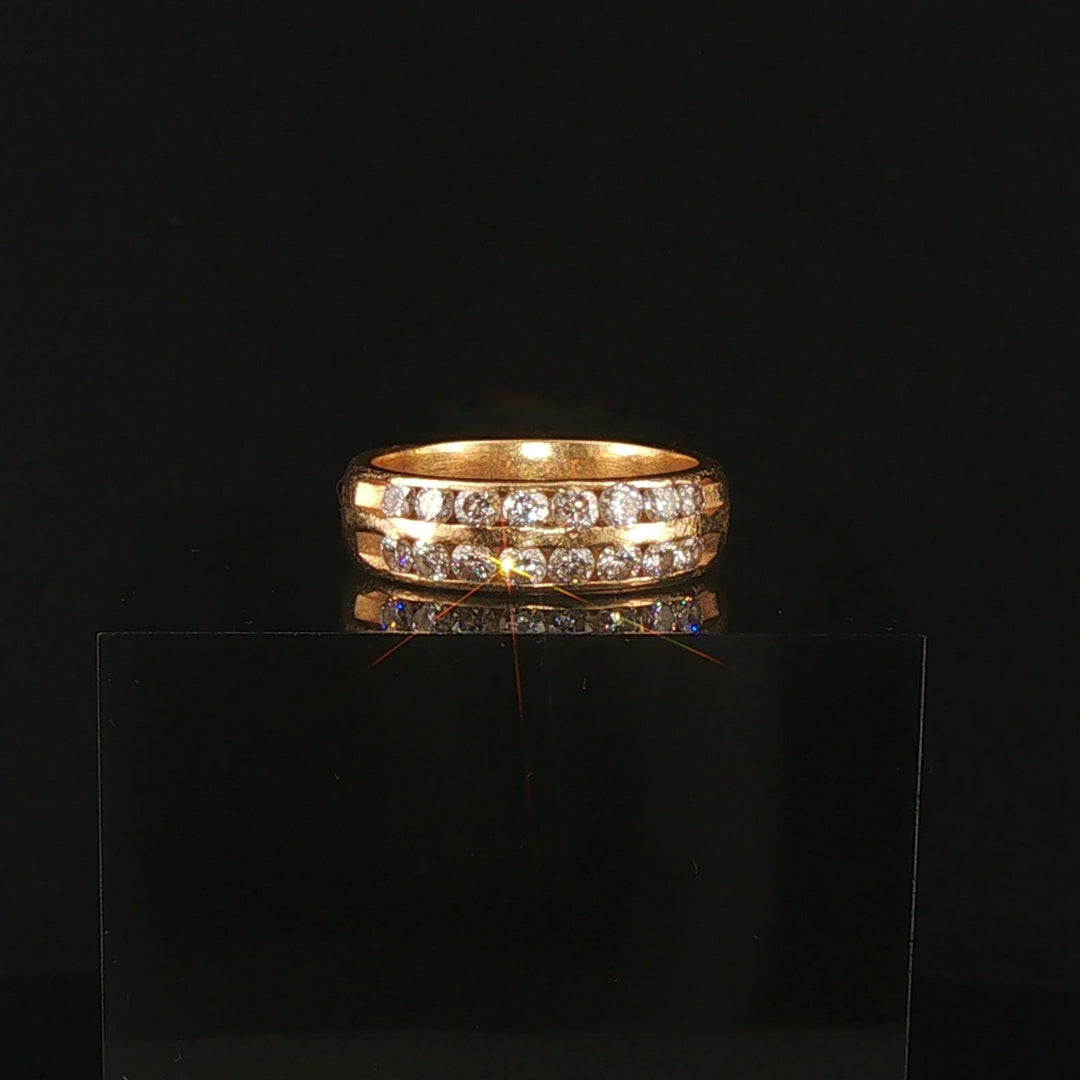 14k Yellow Gold and 0.90cttw Diamond Two Row Band Ring Size 7