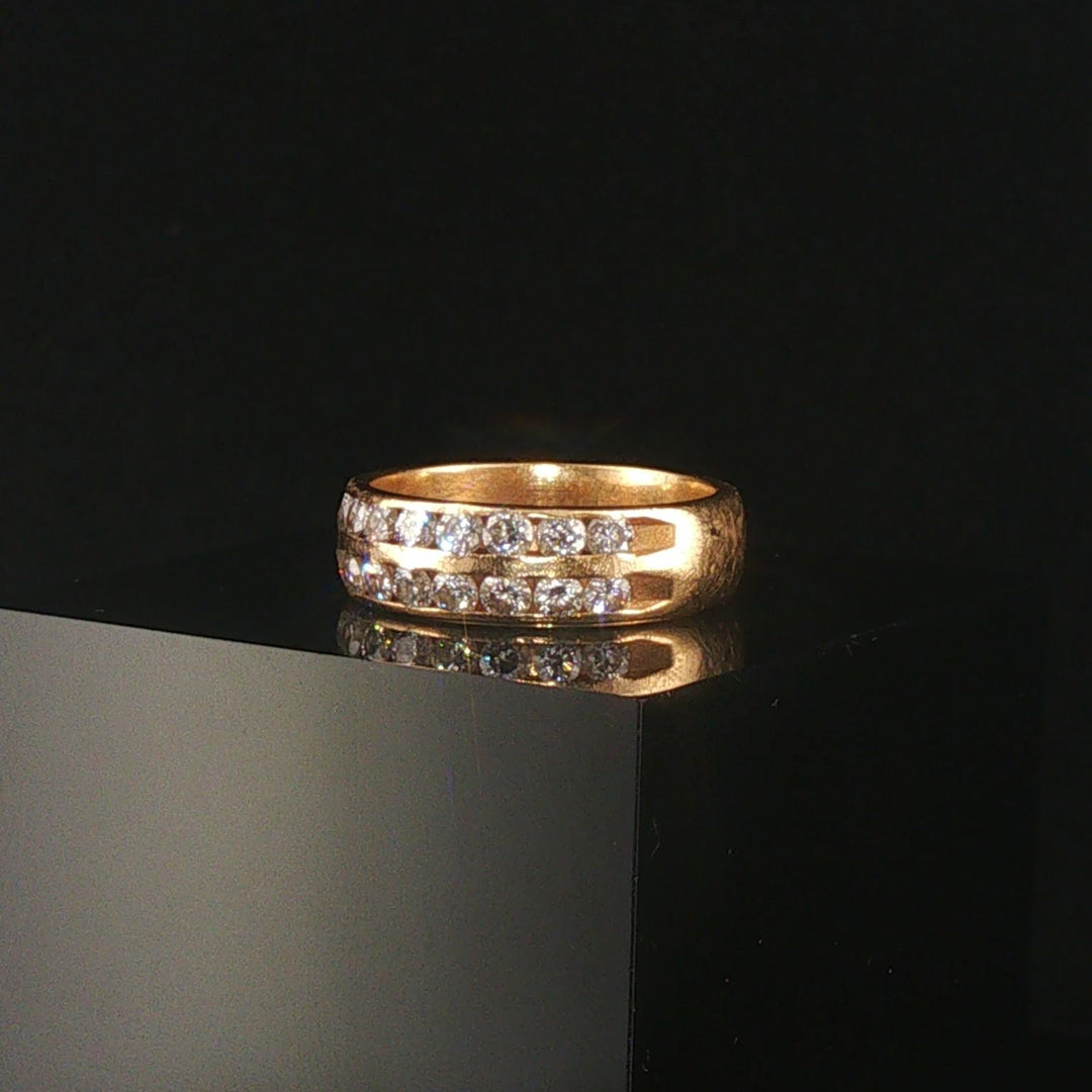14k Yellow Gold and 0.90cttw Diamond Two Row Band Ring Size 7
